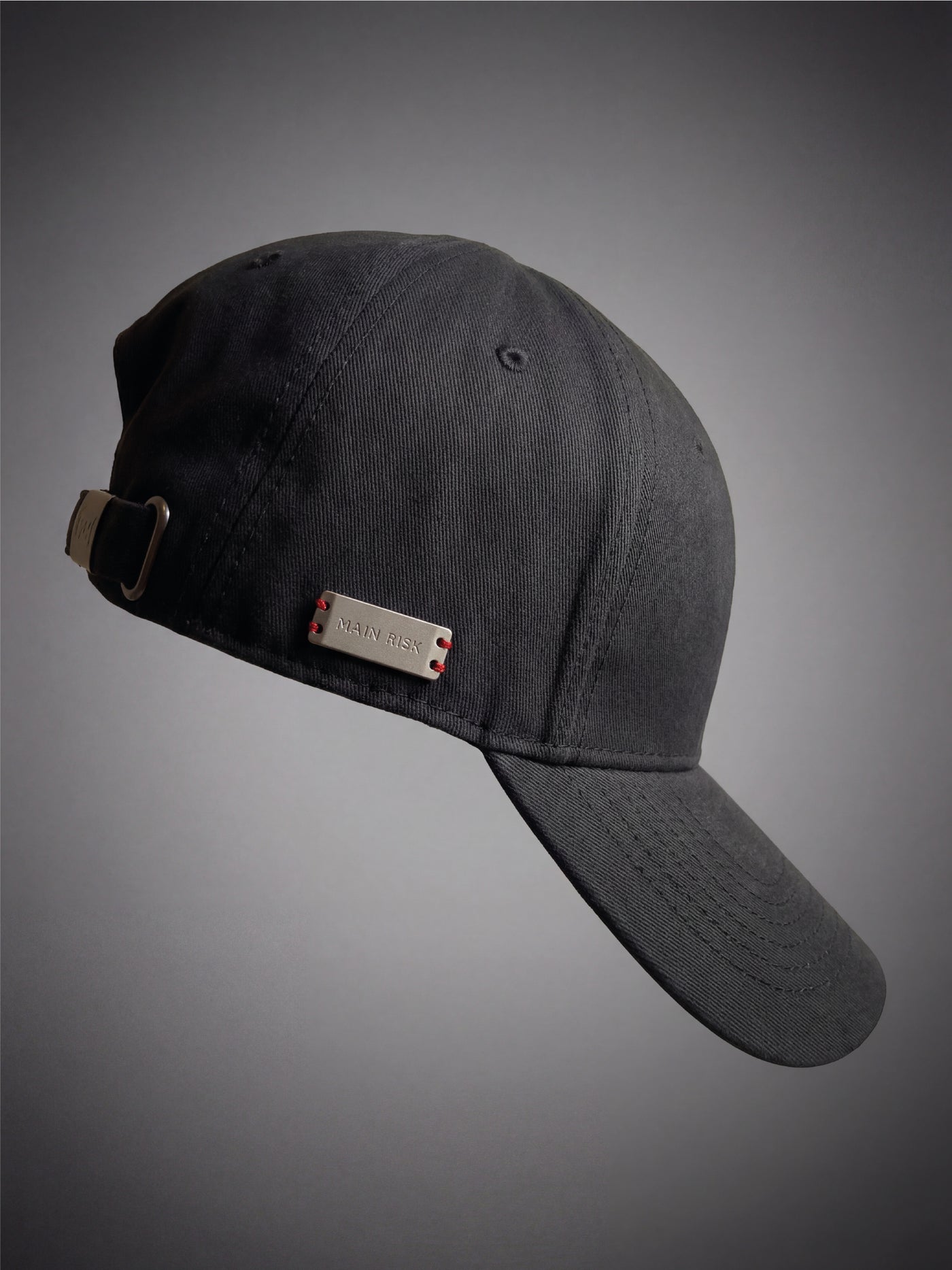 MAIN RISK CAP IVORY MEMBERS